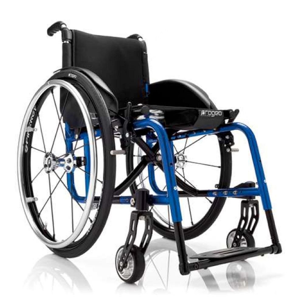 Χειροκίνητο Αναπηρικό Αμαξίδιο Ελαφριού Τύπου Progeo Exelle